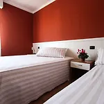 Hotel Bardolino 호텔 바르돌리노