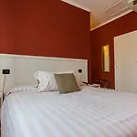 فندق Hotel Bardolino 2*