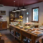 Hotel Bardolino 2* باردولينو