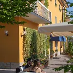 Hotel Bardolino فندق 2*