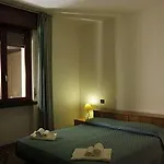 Hotel Bardolino 2* ברדולינו