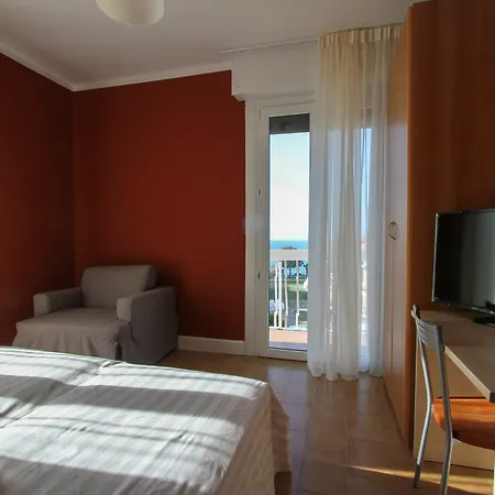 Hotel Bardolino Hotel 2*