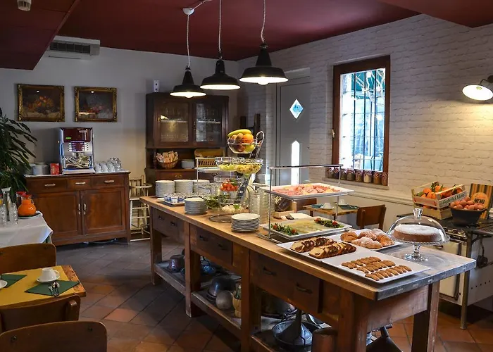 Hotel Bardolino 2* باردولينو